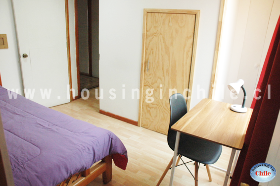 RE-CG: Habitacion numero 3 (6.6 m2) con baño privado