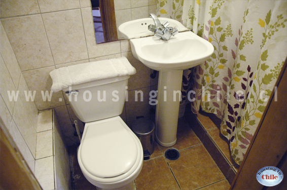 RE-PV: Habitacion single numero 6 (baño privado)