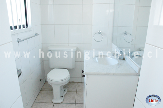 RE-RY: Medio baño (sin ducha) de habitacion single numero 4 (16 m2)