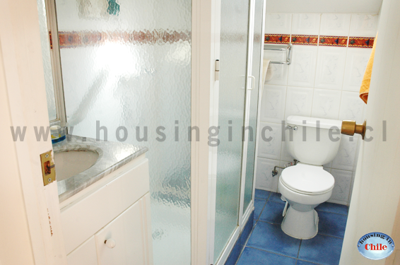 SH-CP: Baño compartido solo por habitaciones 