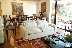 SH-CP: Sala y comedor con salida hacia terraza y patio