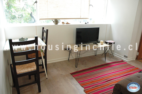 PF-TS: Lounge and dining area  with cable TV and Netflix