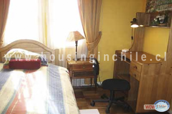 RE-PV: Single room 1 (with shared bathroom)