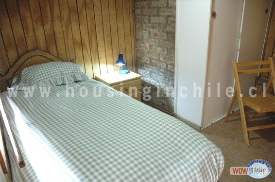 RE-PV: Single room 6 (with private bathroom)