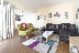 RE-RY: Lounge with TV and dining area
