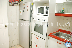 SH-MB: Kitchen with fridge, oven and micro-wave